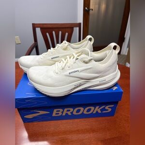 Women's Brooks Glycerin 22